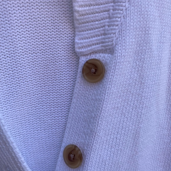 Lands End XL Long Sleeve White Cardigan with Button Details Sweater Cover Up - Picture 4 of 9